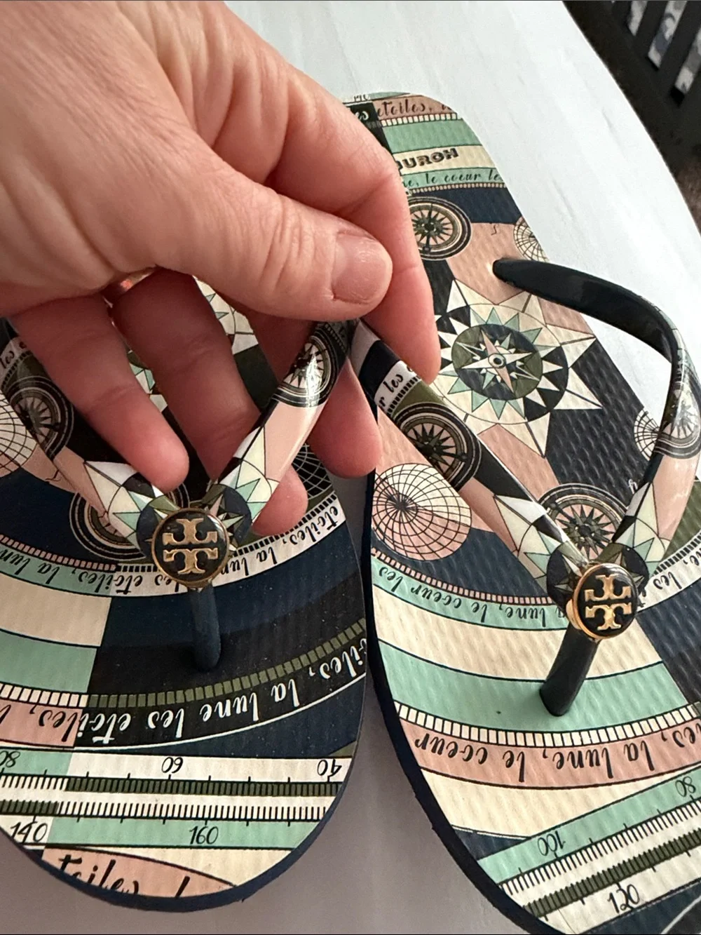Tory Burch Black Multicolor Compass-Print Flip Flops - Picture 2 of 6